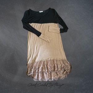 Reborn J | Size L Lace Trimmed Dress